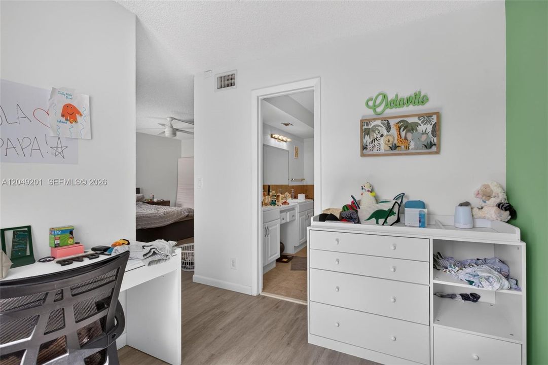 For Rent: $3,100 (2 beds, 2 baths, 1155 Square Feet)