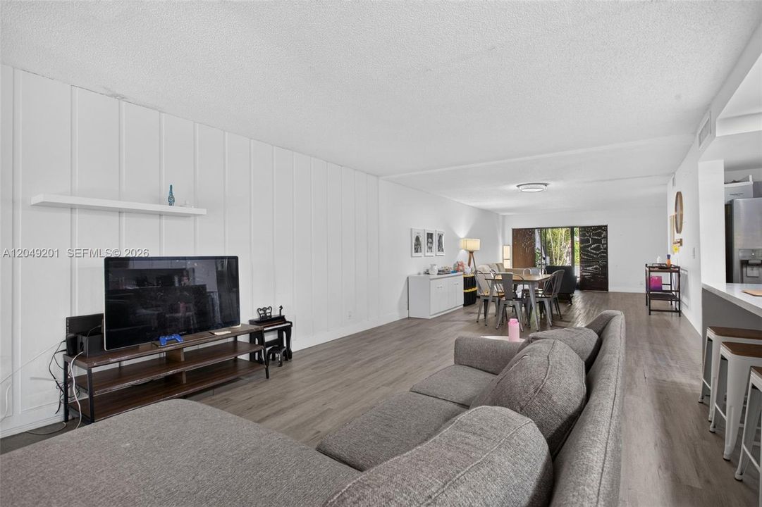 For Rent: $3,100 (2 beds, 2 baths, 1155 Square Feet)