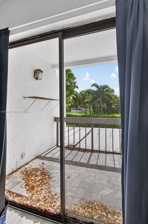For Rent: $3,100 (2 beds, 2 baths, 1155 Square Feet)