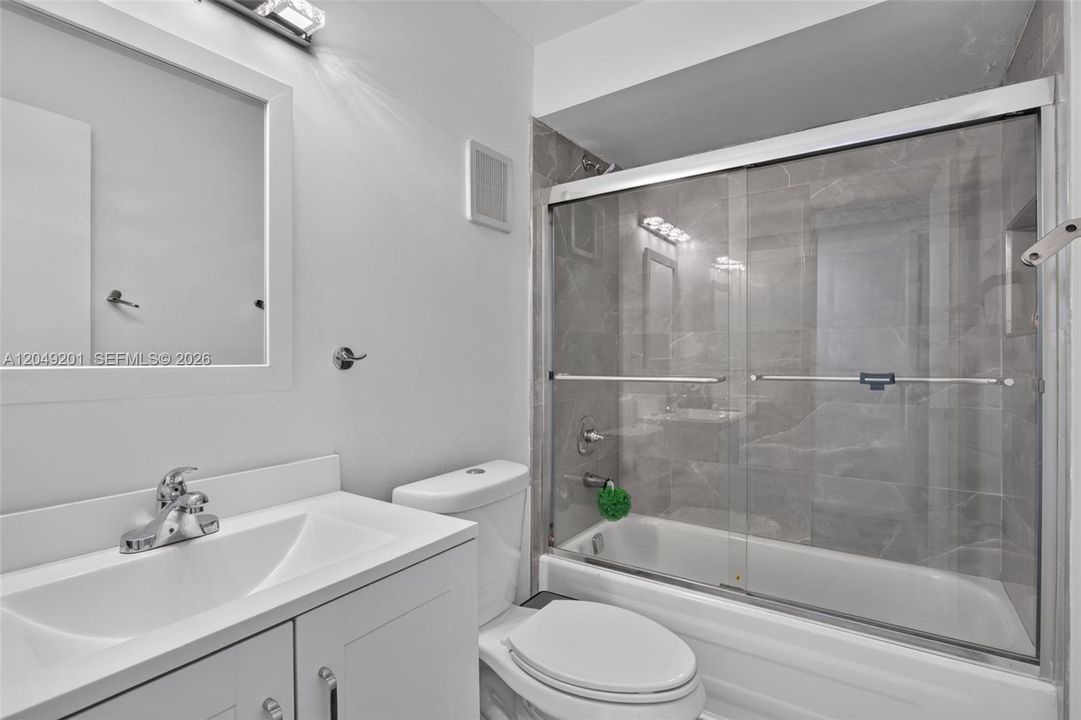 For Rent: $3,100 (2 beds, 2 baths, 1155 Square Feet)