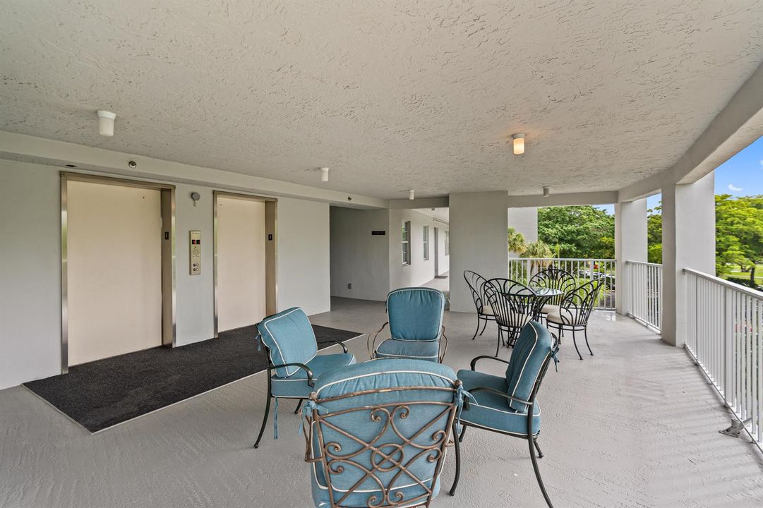 4th floor outdoor patio