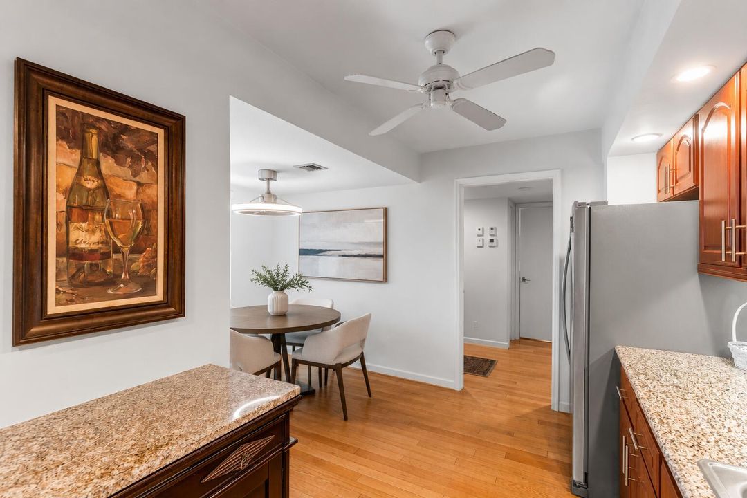 Virtually staged breakfast nook