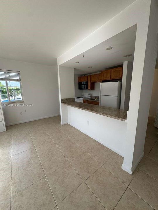 For Rent: $1,600 (0 beds, 12 baths, 6999 Square Feet)