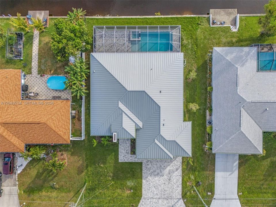 En Venta: $955,000 (4 camas, 3 baños, 2350 Pies cuadrados)