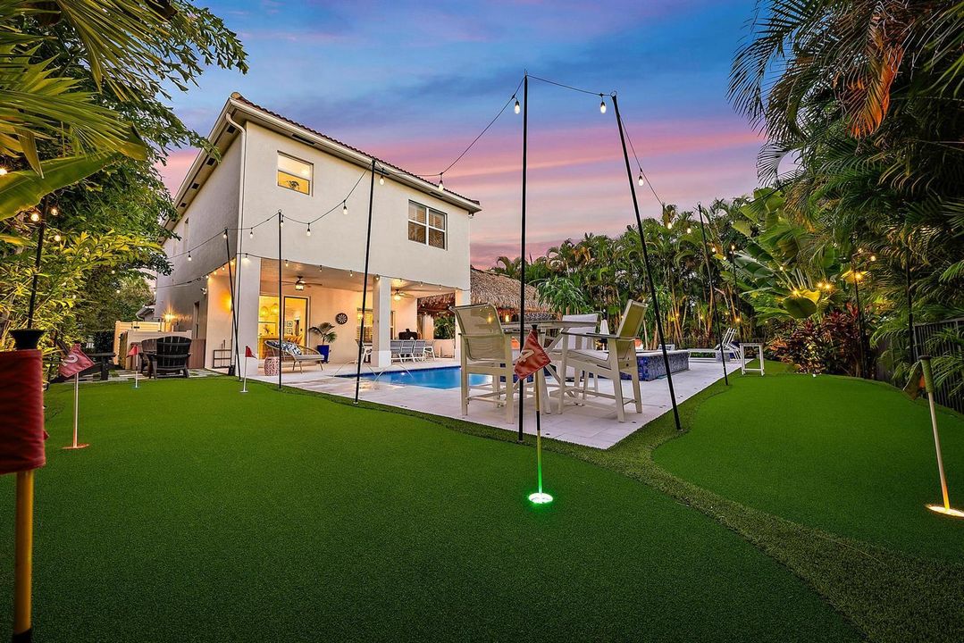 Backyard & Back Exterior