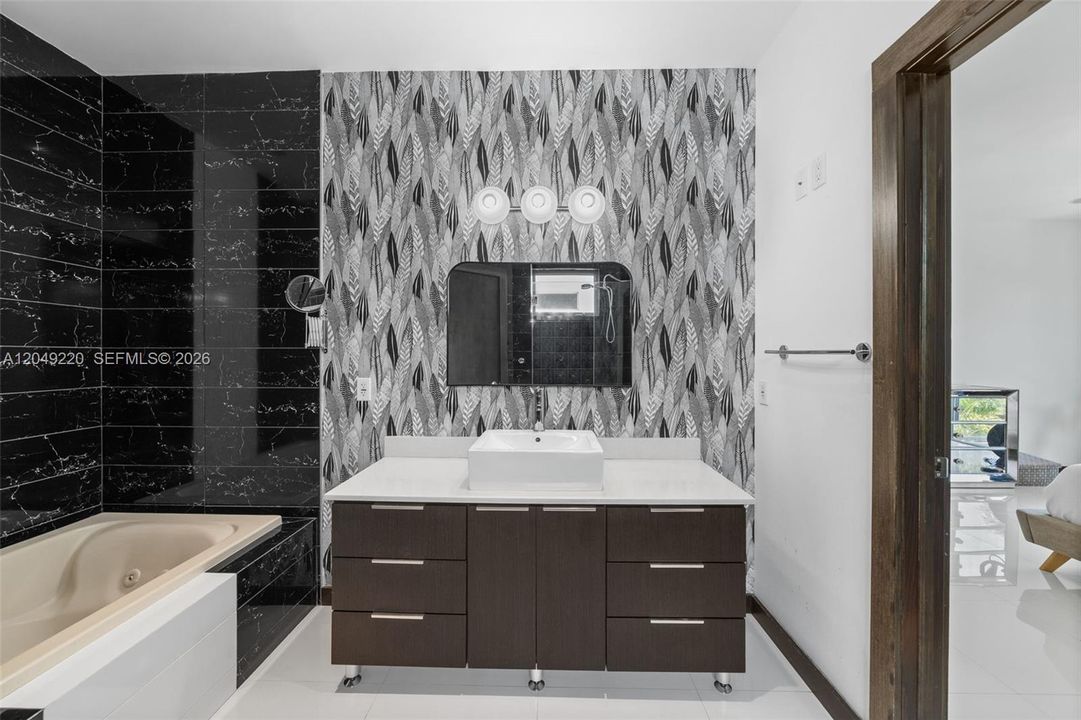 For Rent: $7,998 (3 beds, 3 baths, 2219 Square Feet)