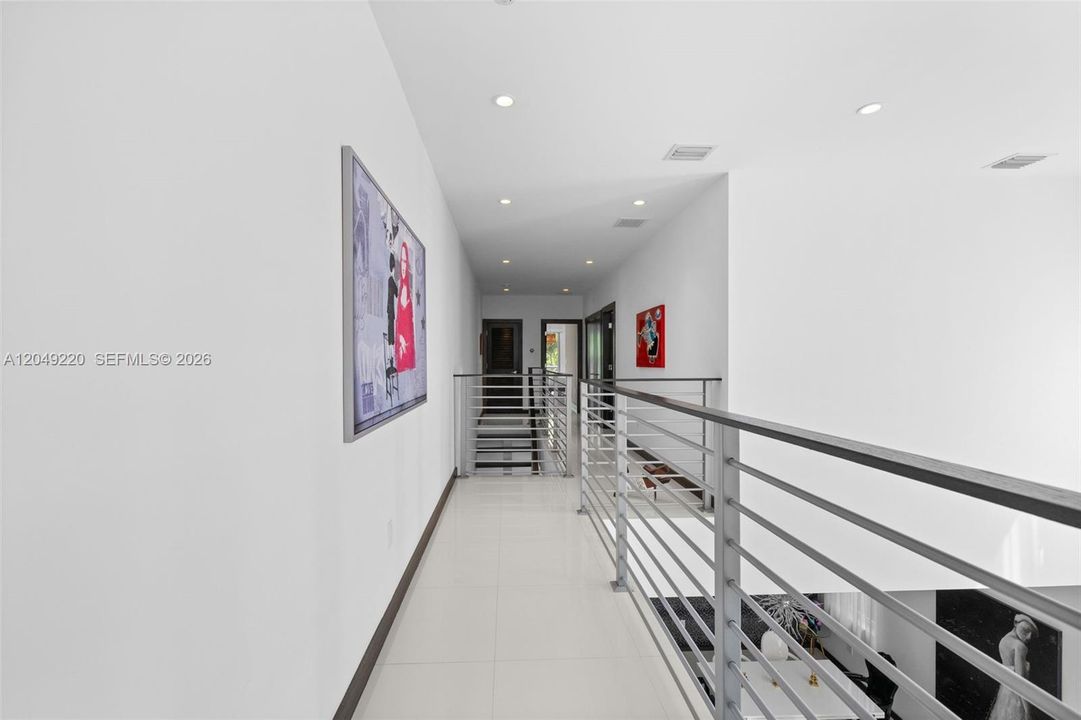 For Rent: $7,998 (3 beds, 3 baths, 2219 Square Feet)