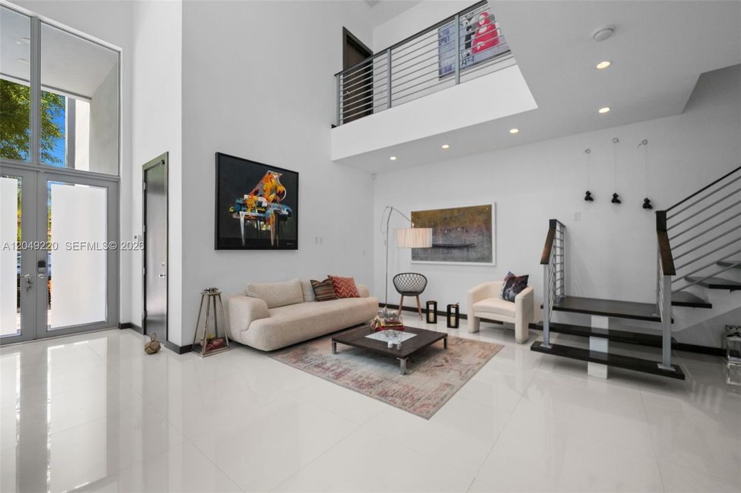 For Rent: $7,998 (3 beds, 3 baths, 2219 Square Feet)