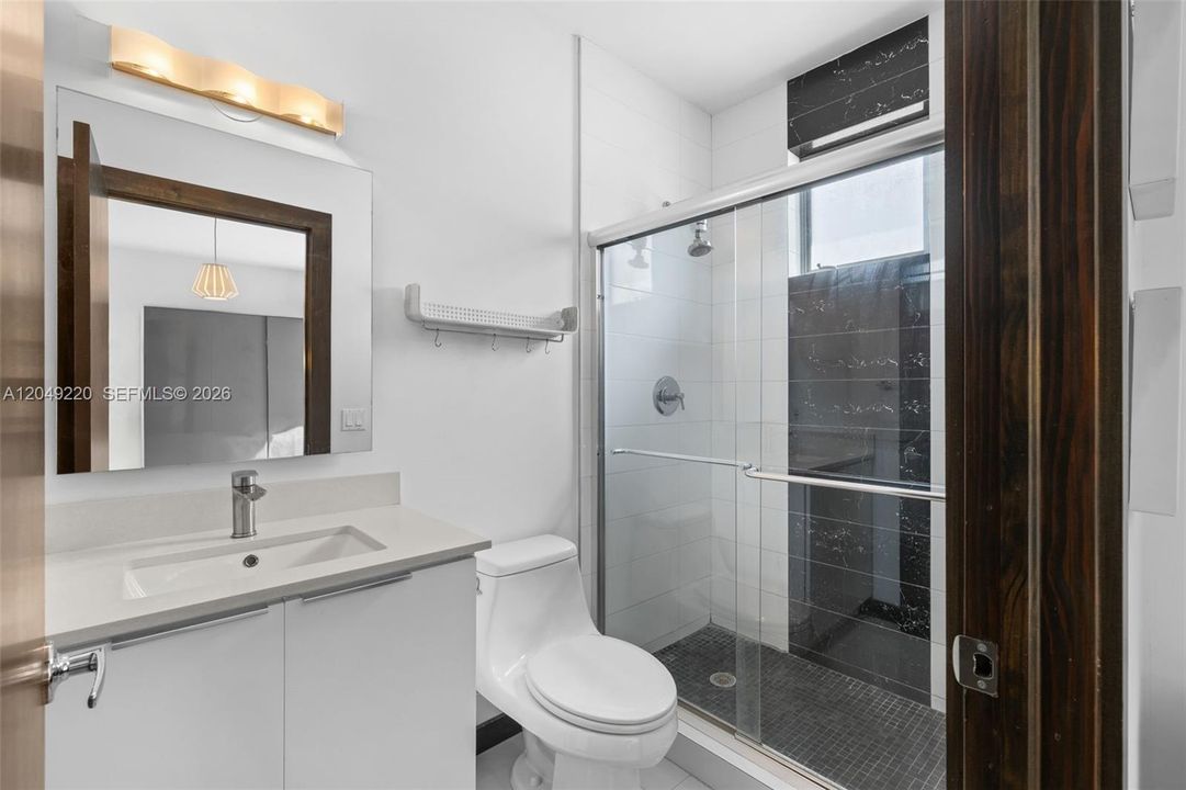 For Rent: $7,998 (3 beds, 3 baths, 2219 Square Feet)