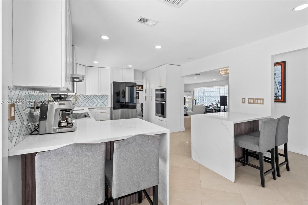 For Sale: $1,595,000 (5 beds, 3 baths, 2823 Square Feet)