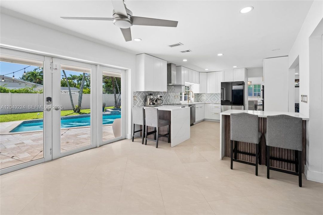 For Sale: $1,595,000 (5 beds, 3 baths, 2823 Square Feet)