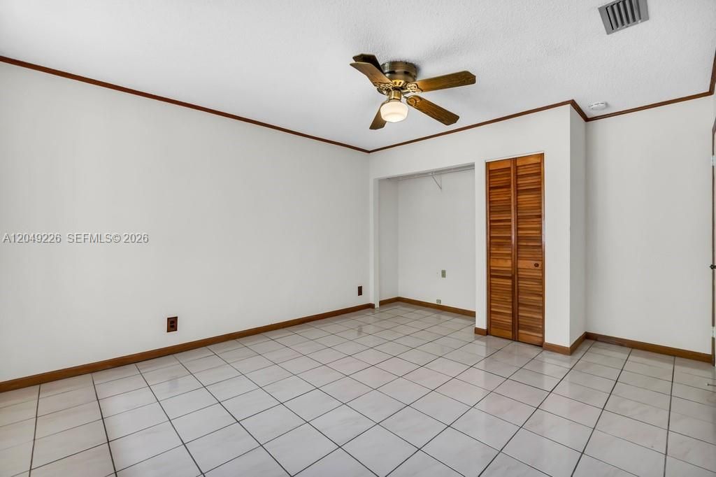 Large Guest bed 2 with tile floors