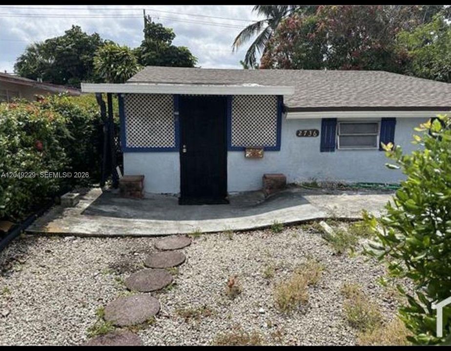 For Rent: $2,200 (2 beds, 1 baths, 1061 Square Feet)