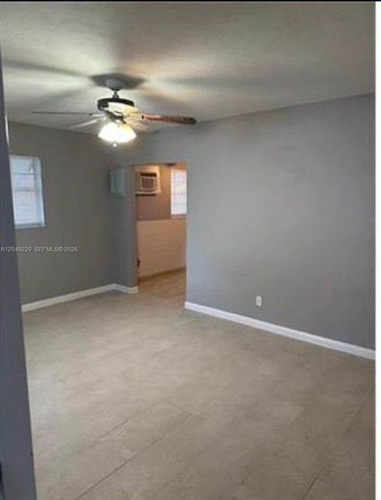 For Rent: $2,200 (2 beds, 1 baths, 1061 Square Feet)