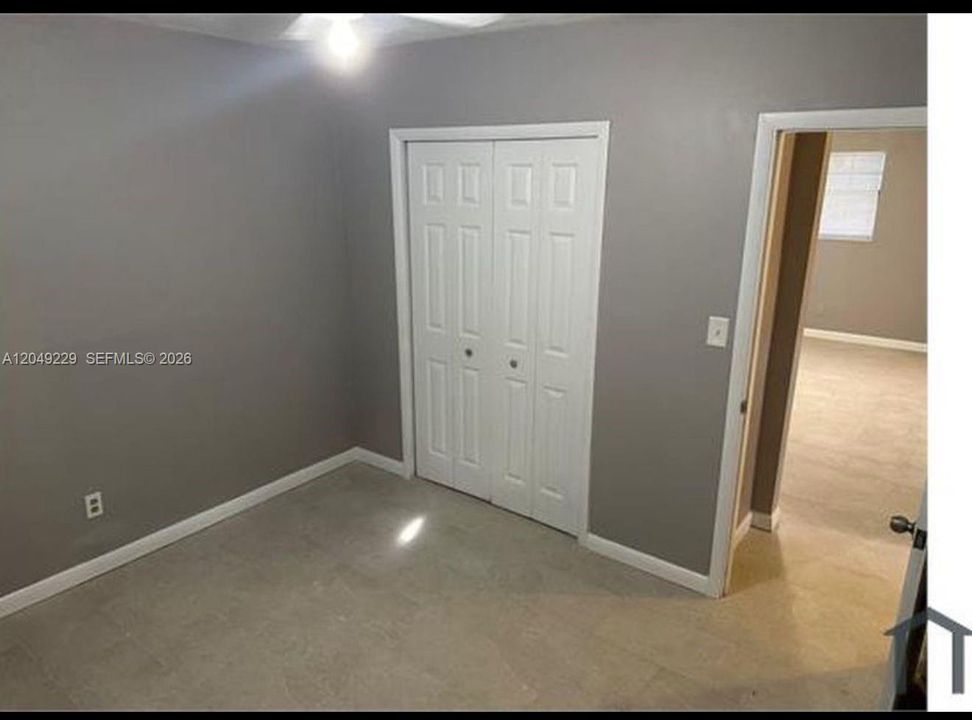 For Rent: $2,200 (2 beds, 1 baths, 1061 Square Feet)