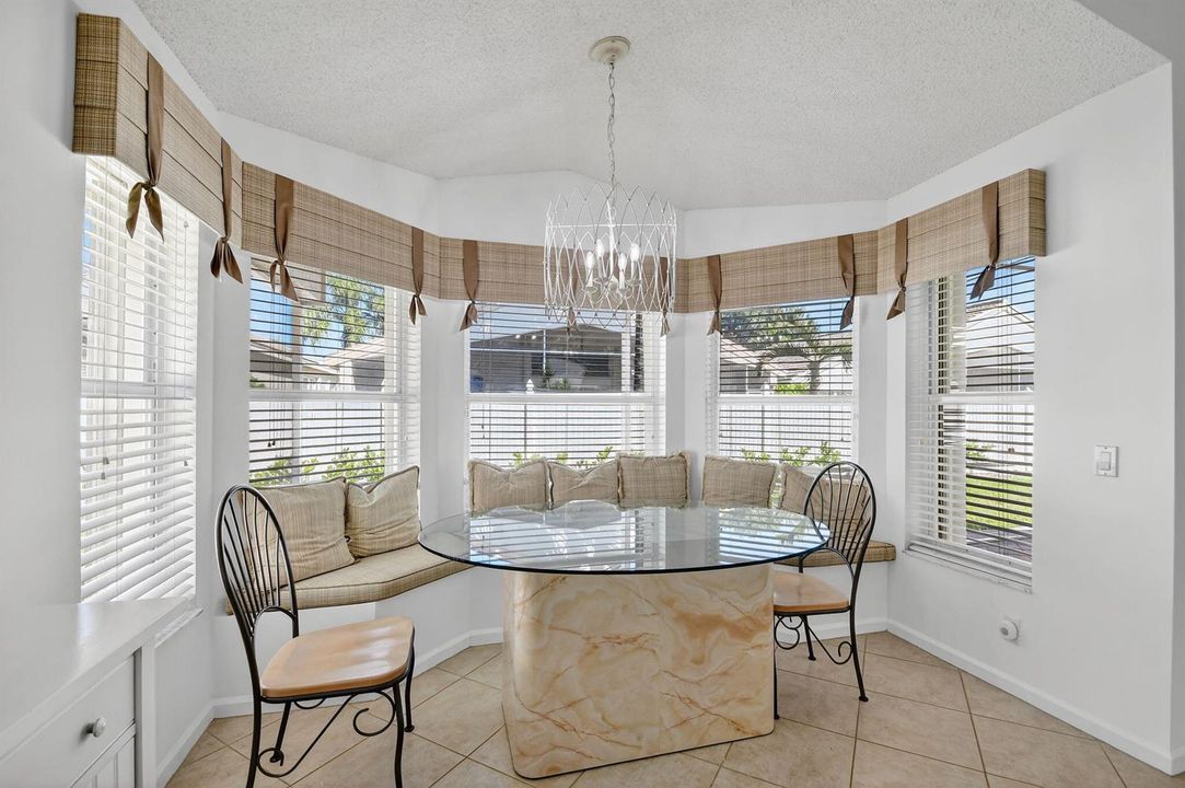 Breakfast area
