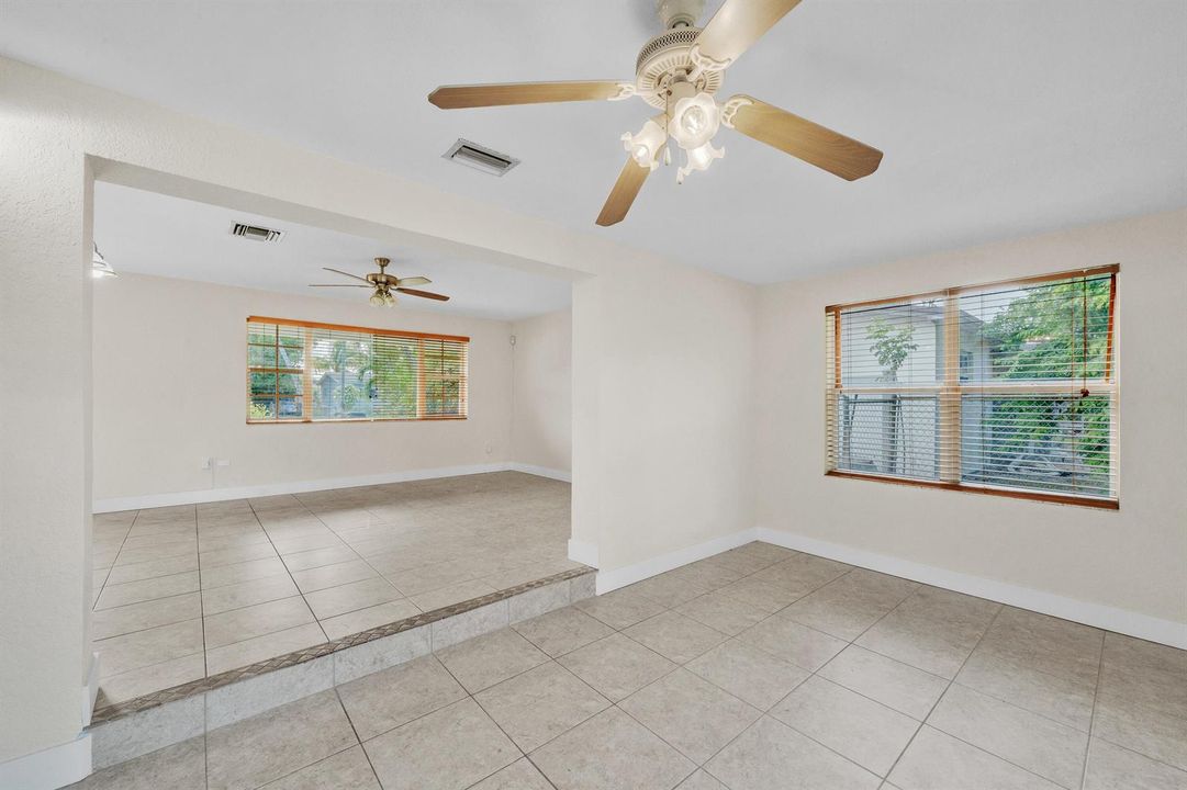 7 Dining Area