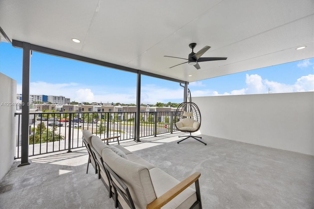 For Sale: $430,000 (4 beds, 3 baths, 1398 Square Feet)