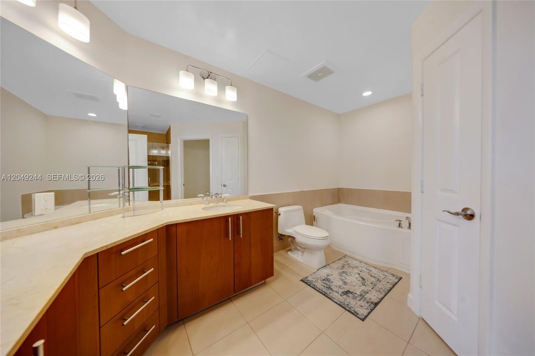 For Rent: $4,100 (2 beds, 2 baths, 1398 Square Feet)