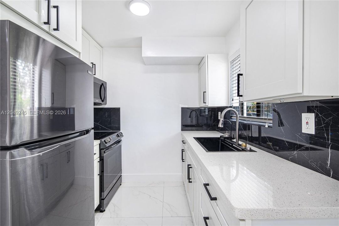 For Sale: $1,890,000 (0 beds, 0 baths, 6090 Square Feet)