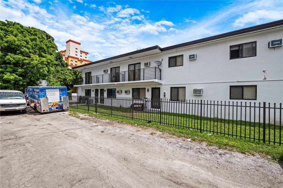 For Sale: $1,890,000 (0 beds, 0 baths, 6090 Square Feet)