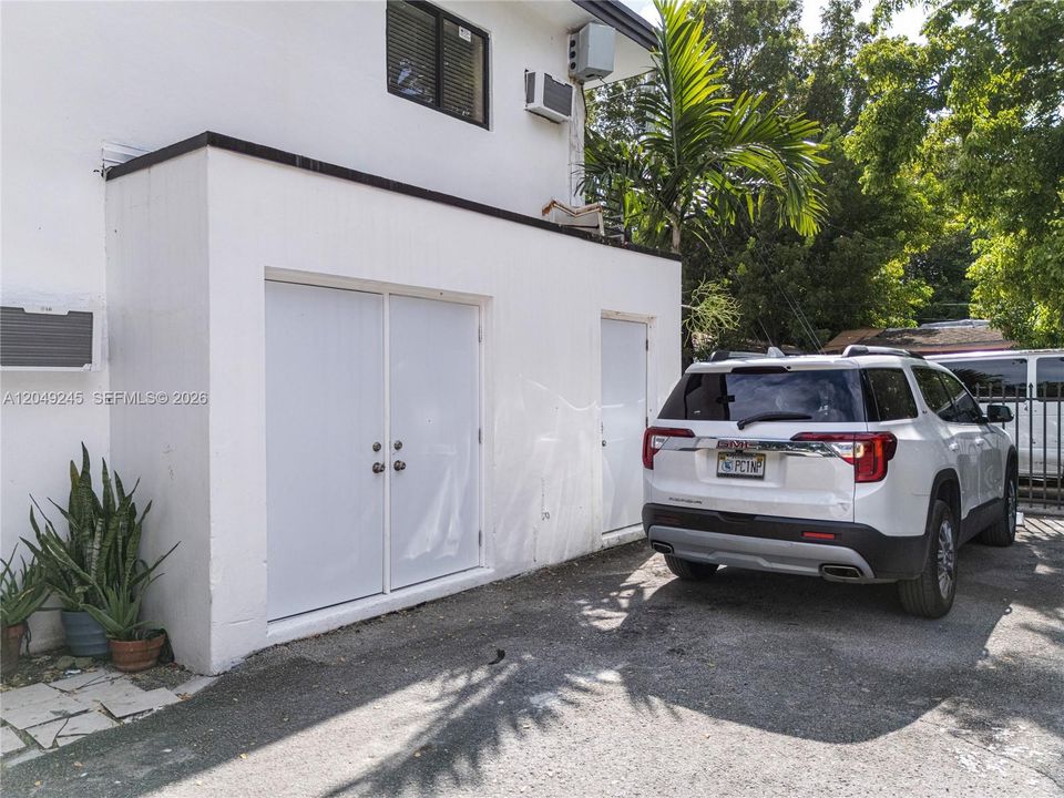 For Sale: $1,890,000 (0 beds, 0 baths, 6090 Square Feet)
