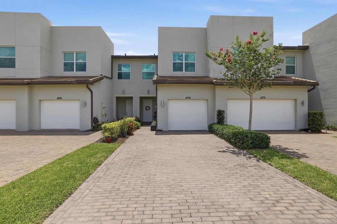 0H8A8038