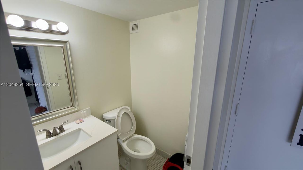 В аренду: $2,200 (1 спален, 1 ванн, 767 Квадратных фут)