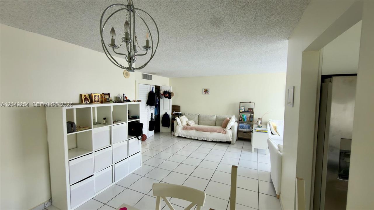 В аренду: $2,200 (1 спален, 1 ванн, 767 Квадратных фут)