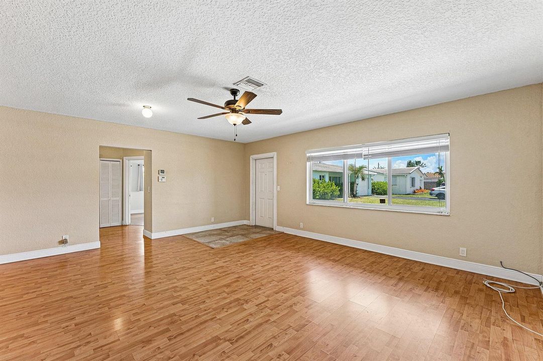 005-301Southeast3rdStreet-DeerfieldBeach