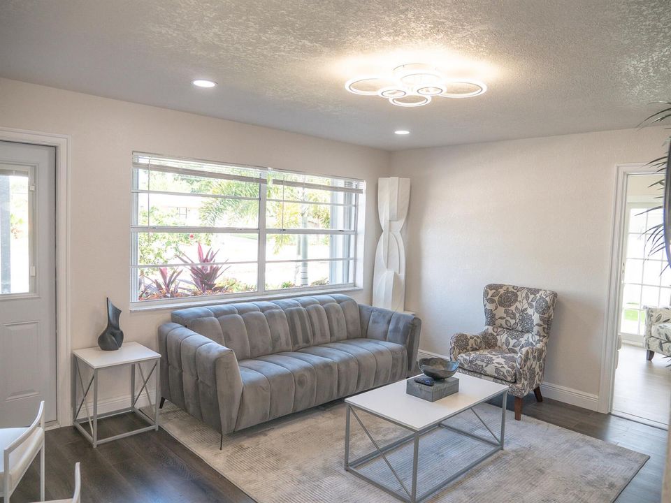 Living Room-1-4