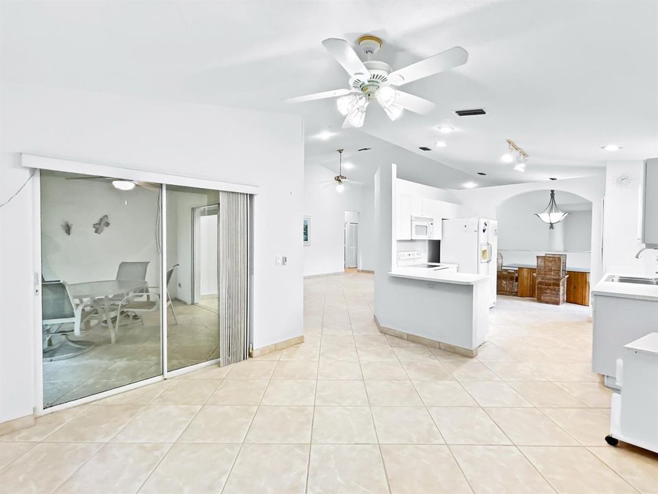 78803-LAINA LN