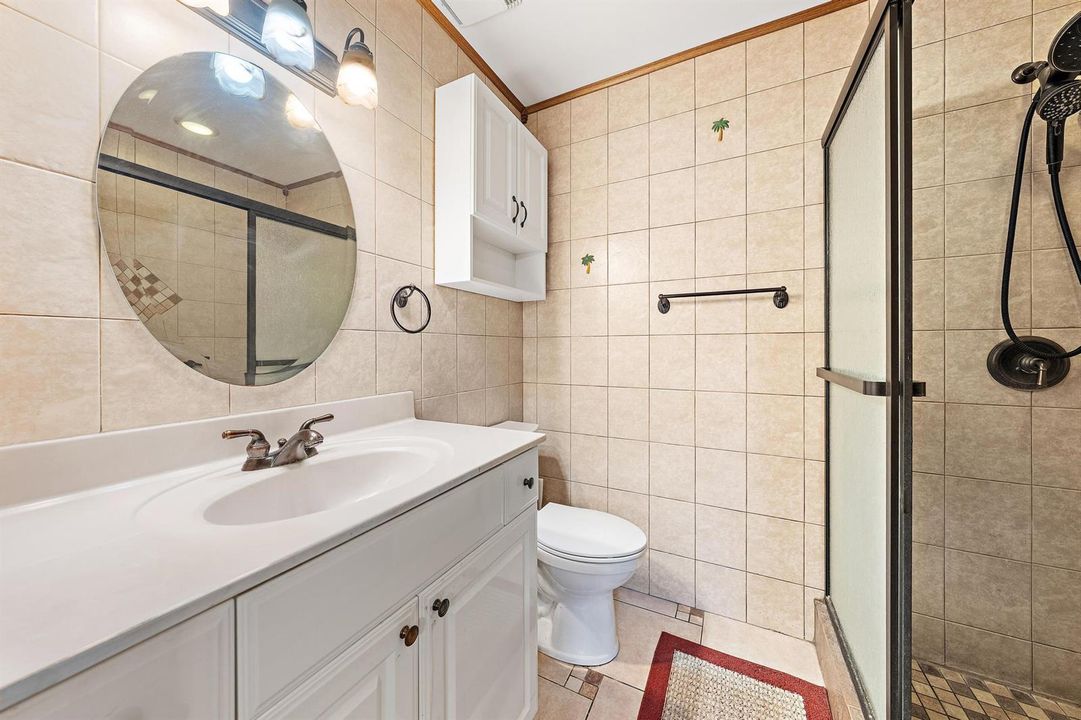 1005 Mohawk St-10
