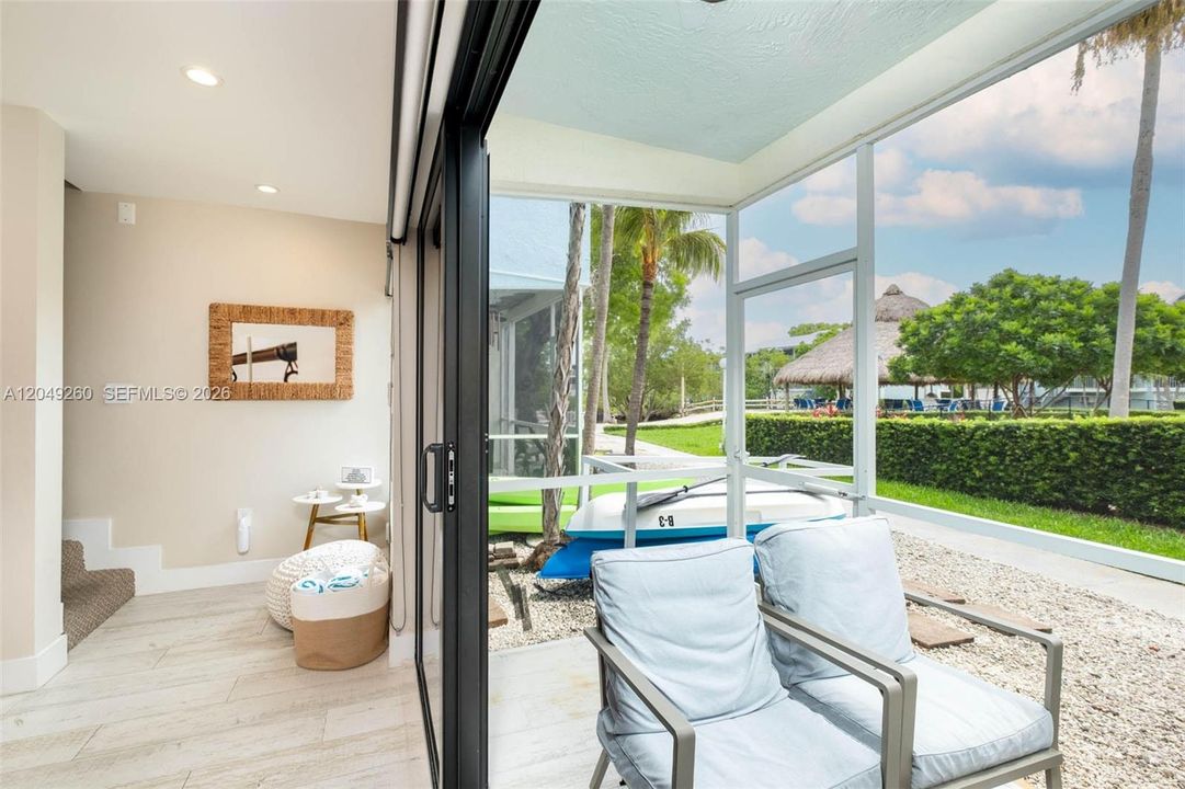 En Venta: $819,000 (2 camas, 2 baños, 918 Pies cuadrados)