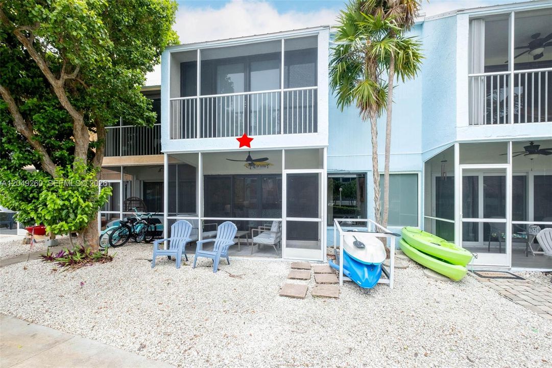 En Venta: $819,000 (2 camas, 2 baños, 918 Pies cuadrados)