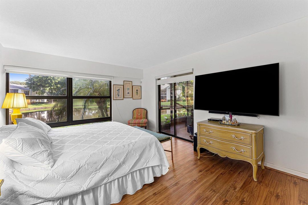 022-6864WillowWoodDrive-BocaRaton-FL-334