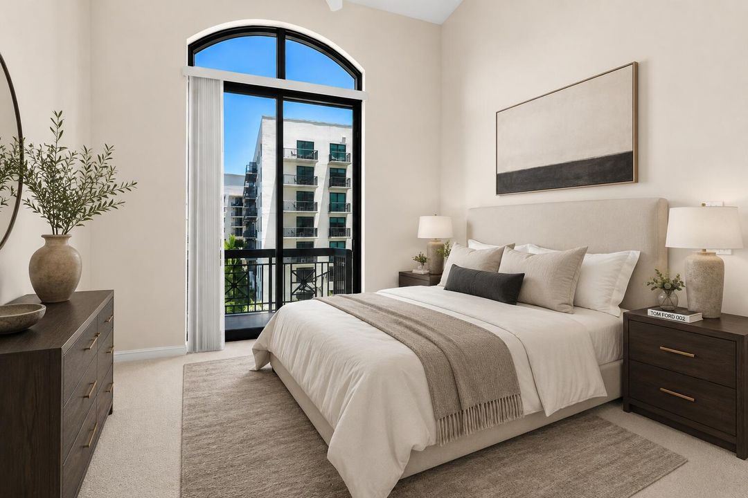 Primary Bedroom Suite w/ Private Balcony