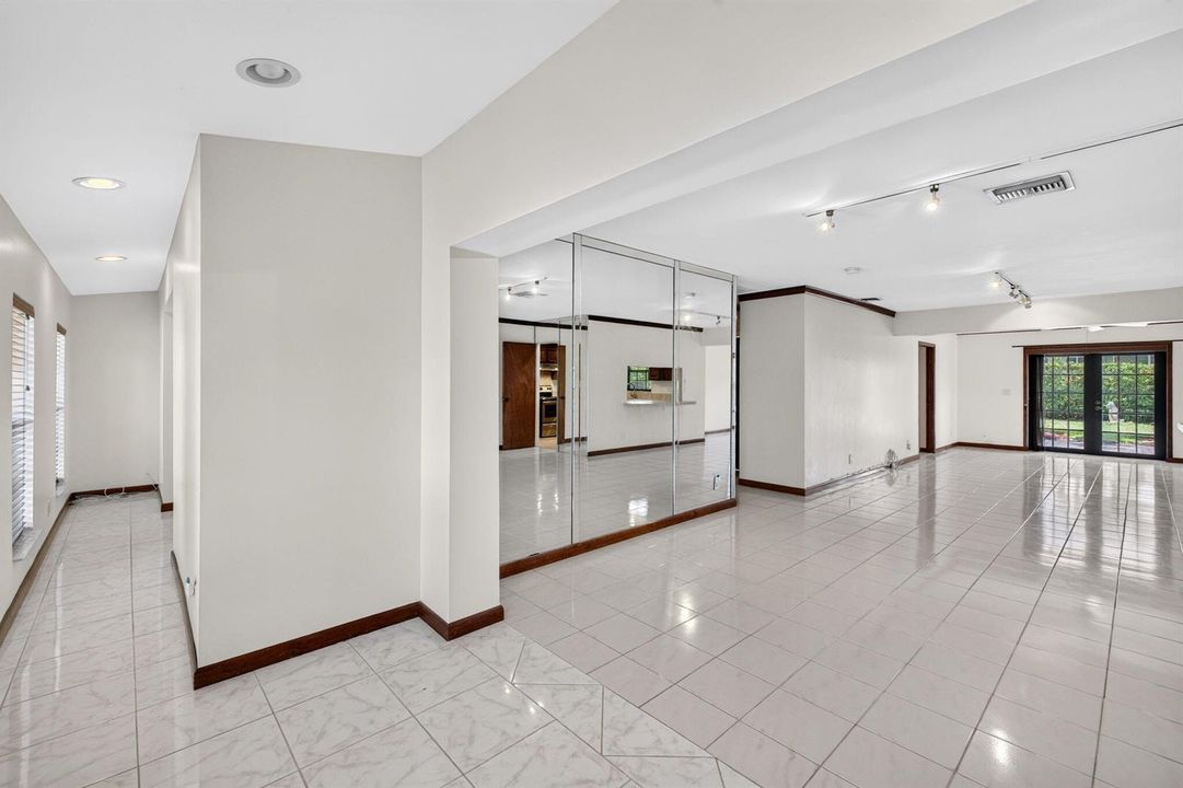 38-web-or-mls-699A1821