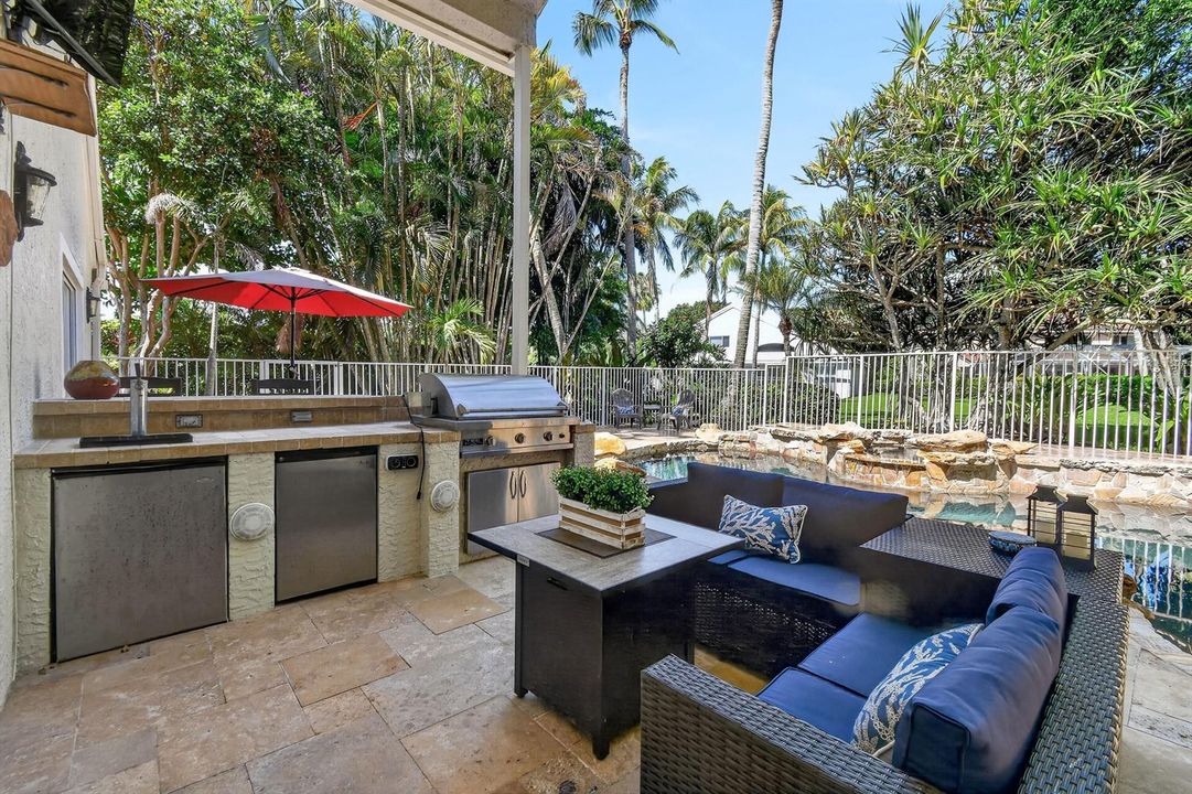 Outdoor Built in Bbq