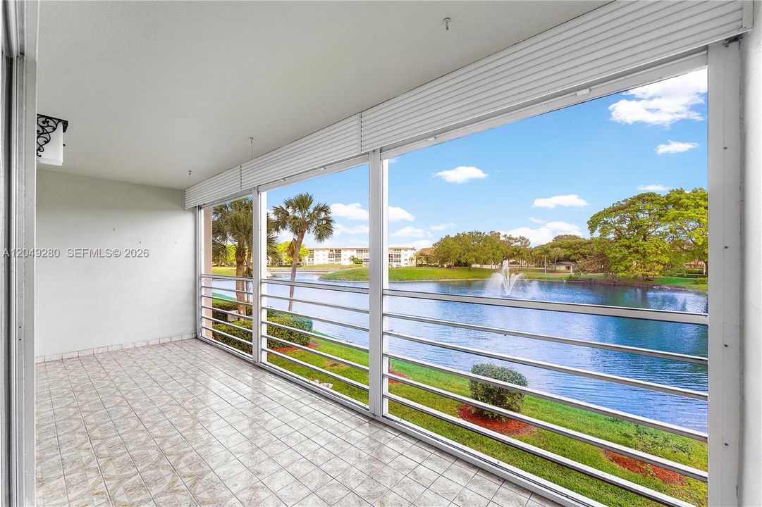 For Rent: $1,700 (2 beds, 2 baths, 1156 Square Feet)