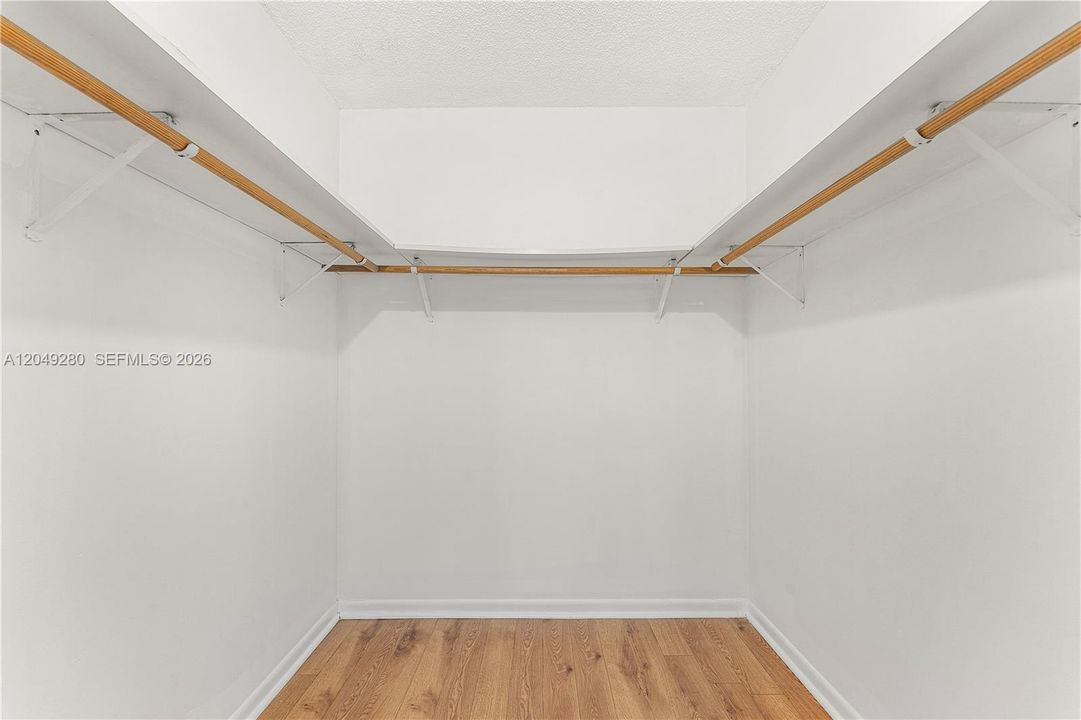 For Rent: $1,700 (2 beds, 2 baths, 1156 Square Feet)