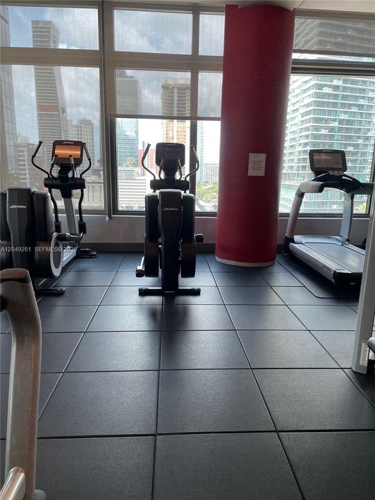 En Renta: $5,900 (2 camas, 2 baños, 1134 Pies cuadrados)