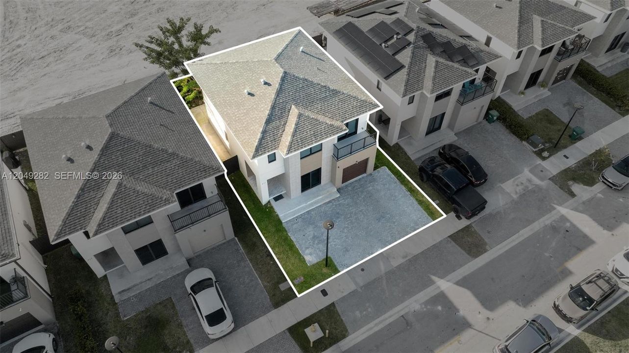For Rent: $3,400 (5 beds, 4 baths, 1746 Square Feet)
