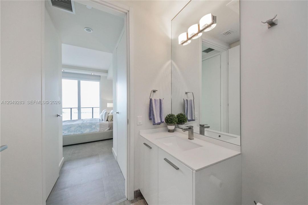 For Rent: $9,500 (2 beds, 3 baths, 1622 Square Feet)