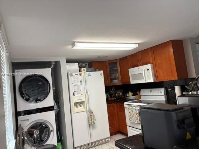 For Rent: $3,000 (3 beds, 2 baths, 1174 Square Feet)