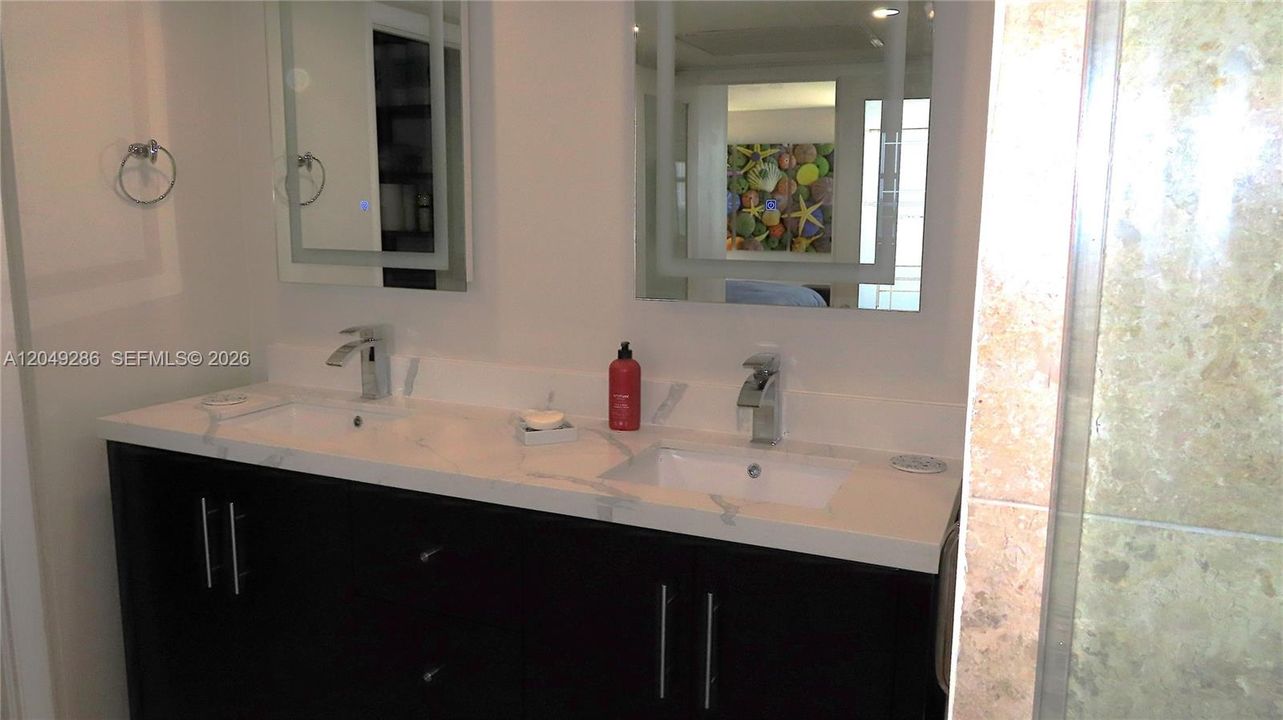 For Rent: $5,000 (2 beds, 2 baths, 1296 Square Feet)