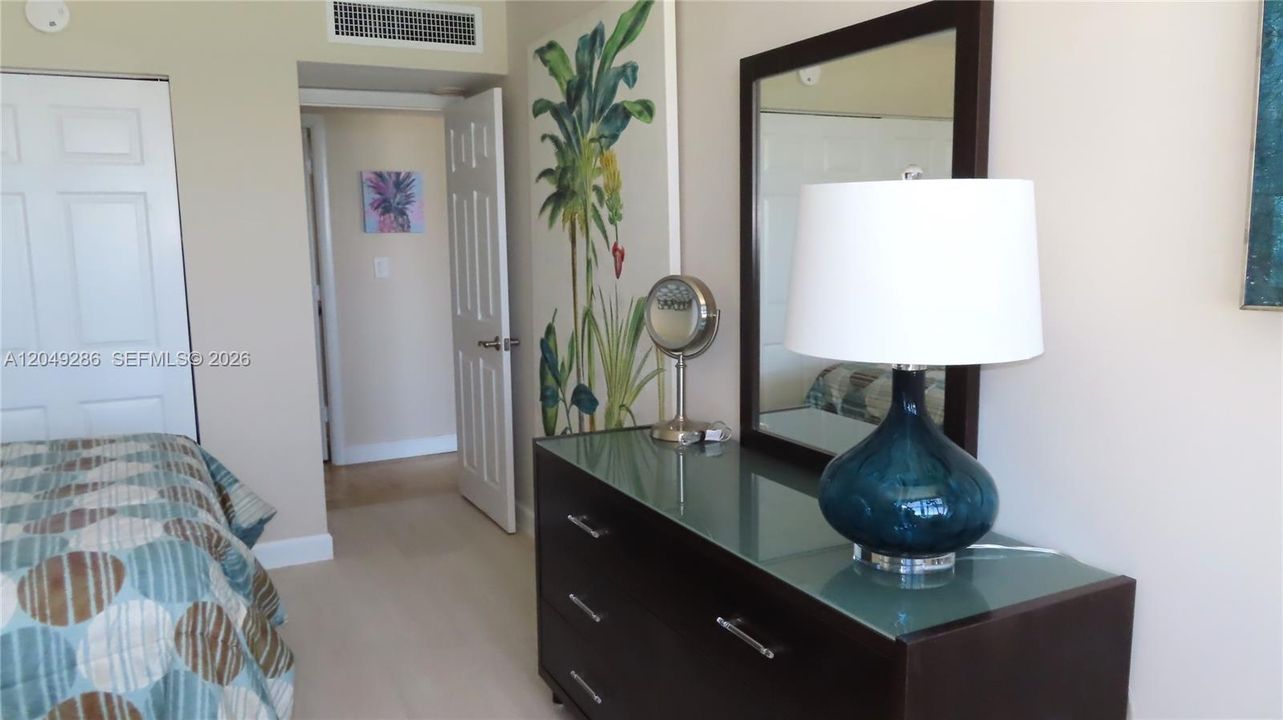 For Rent: $5,000 (2 beds, 2 baths, 1296 Square Feet)