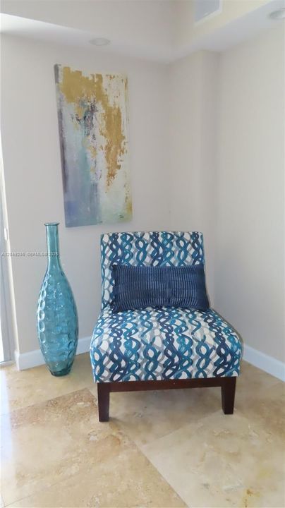 For Rent: $5,000 (2 beds, 2 baths, 1296 Square Feet)