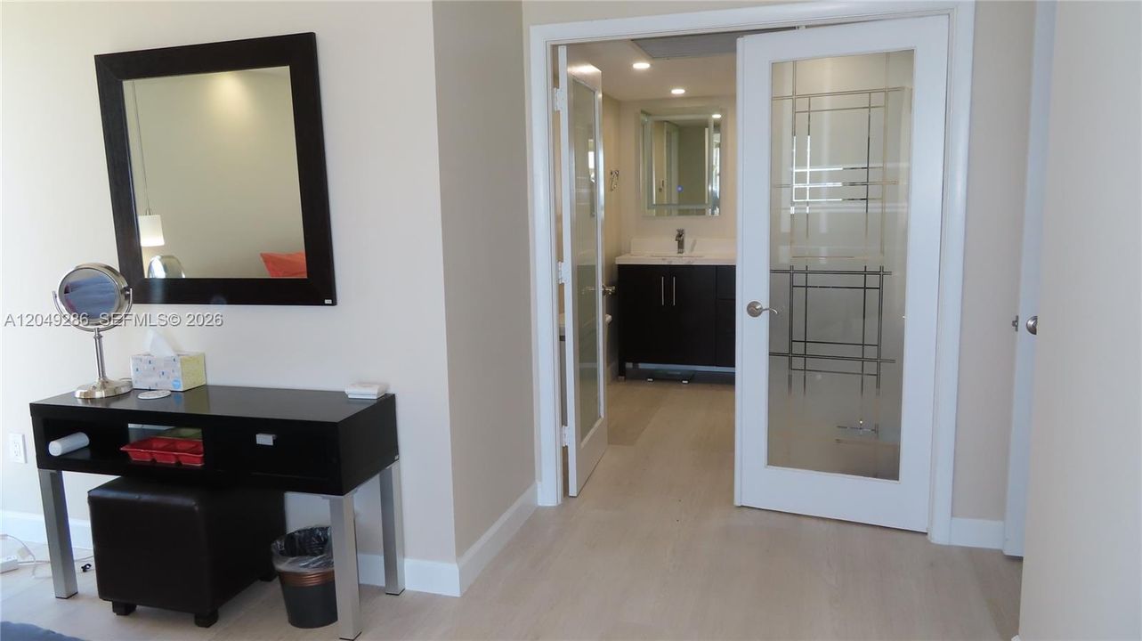 For Rent: $5,000 (2 beds, 2 baths, 1296 Square Feet)