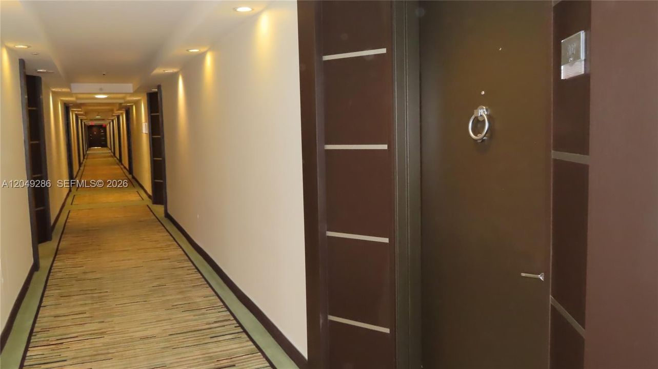 For Rent: $5,000 (2 beds, 2 baths, 1296 Square Feet)